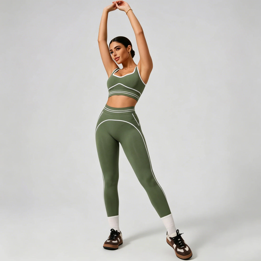 Seamless Performance Set — Sports Bra & High-Waist Leggings