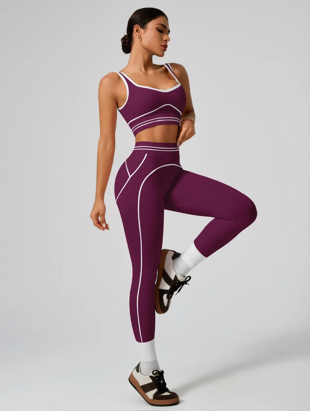 Seamless Performance Set — Sports Bra & High-Waist Leggings