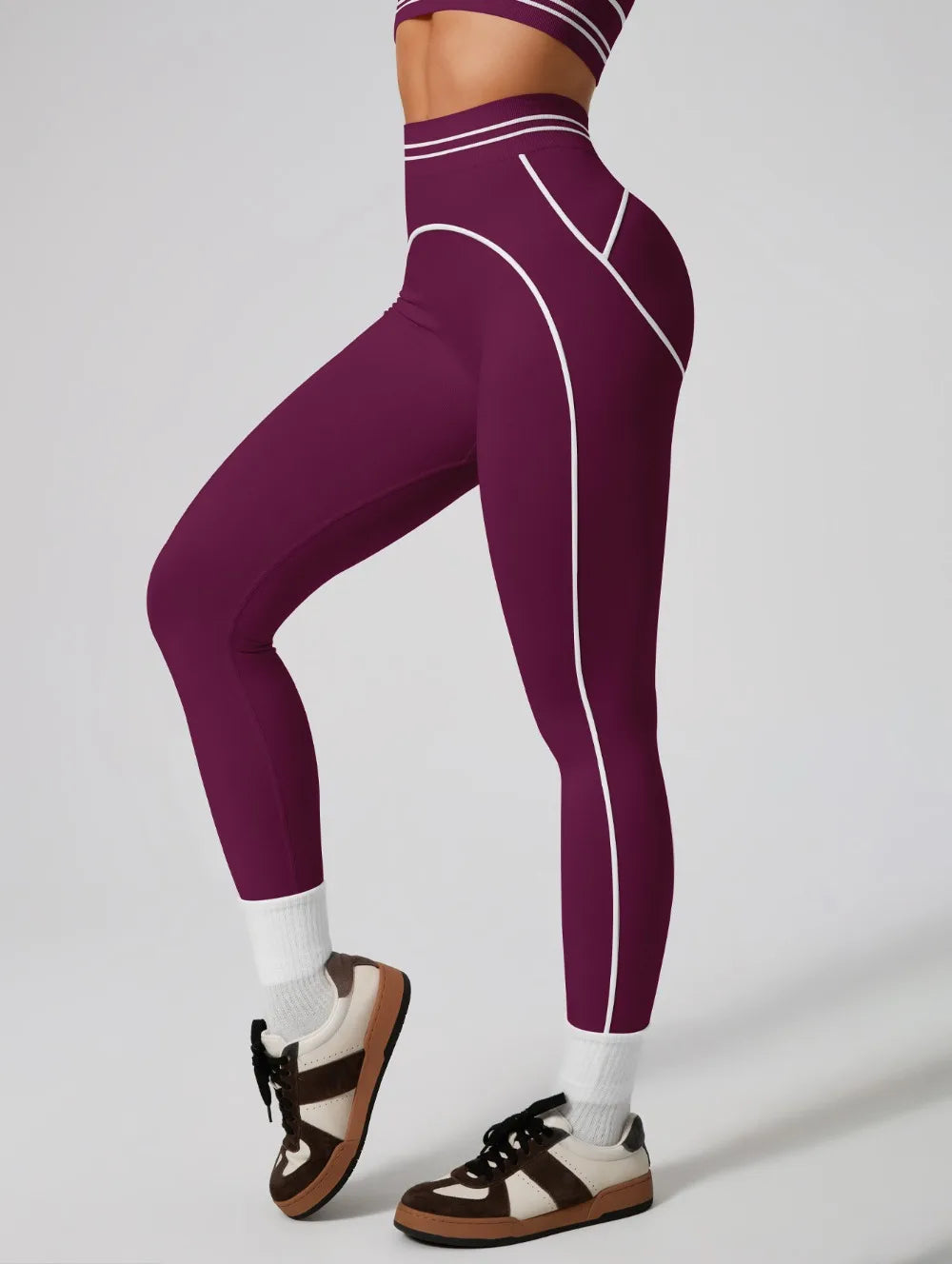 Seamless Performance Set — Sports Bra & High-Waist Leggings