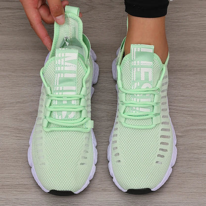 Lightweight Mesh Walking Shoes — Breathable Everyday Sneakers