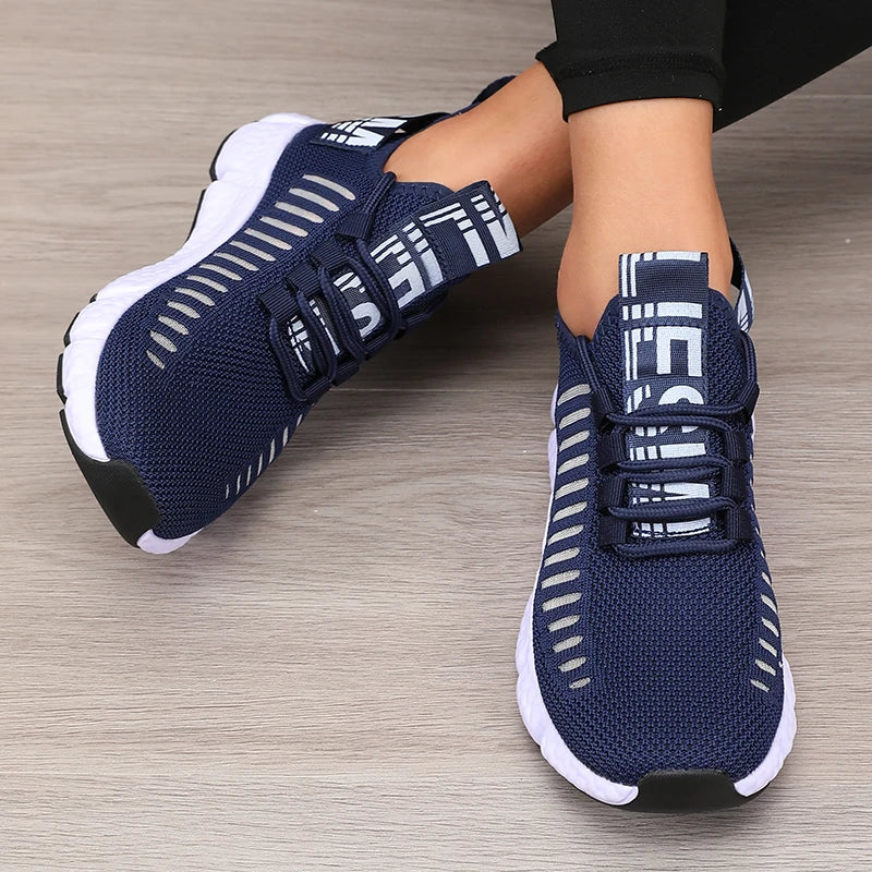 Lightweight Mesh Walking Shoes — Breathable Everyday Sneakers