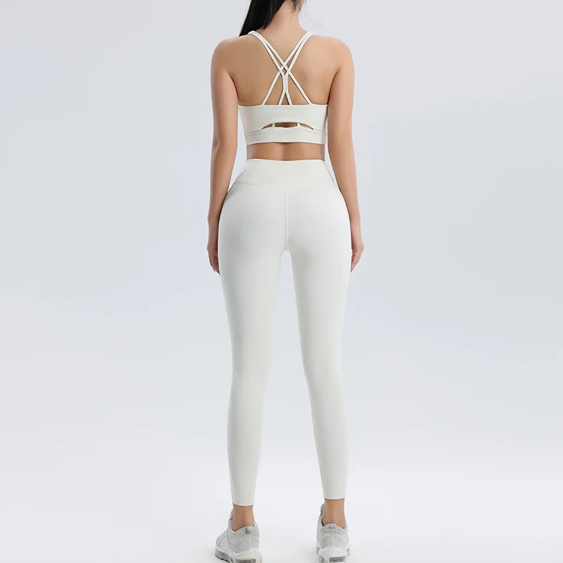 Seamless Sports Bra & Tight Training Pants Set