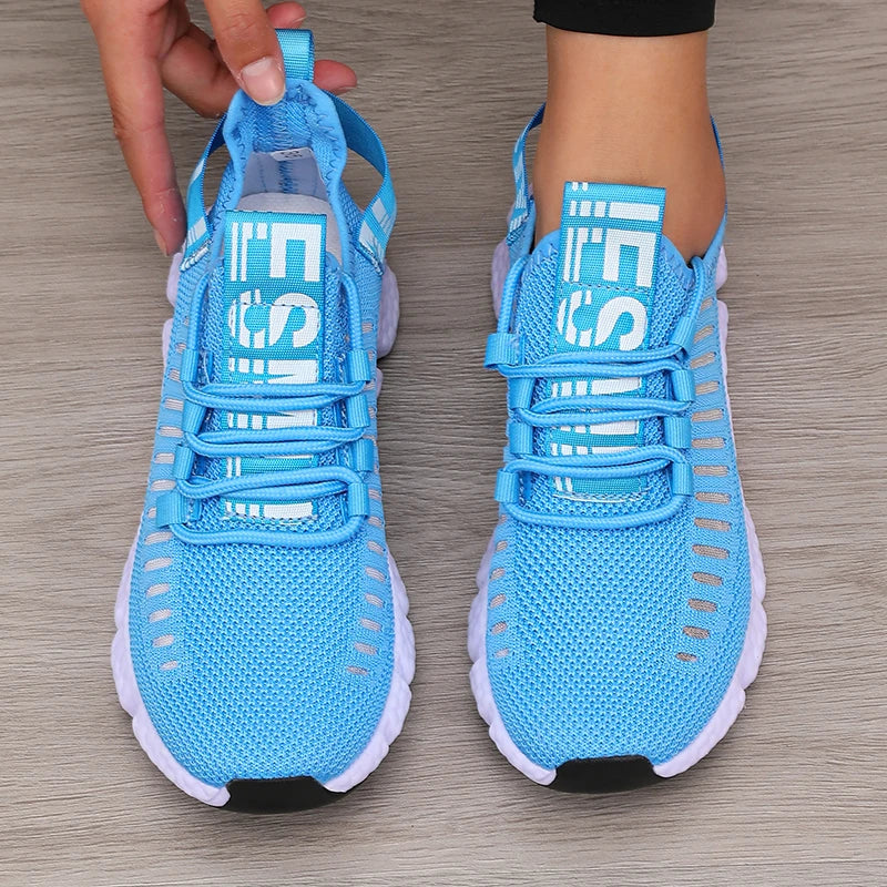 Lightweight Mesh Walking Shoes — Breathable Everyday Sneakers