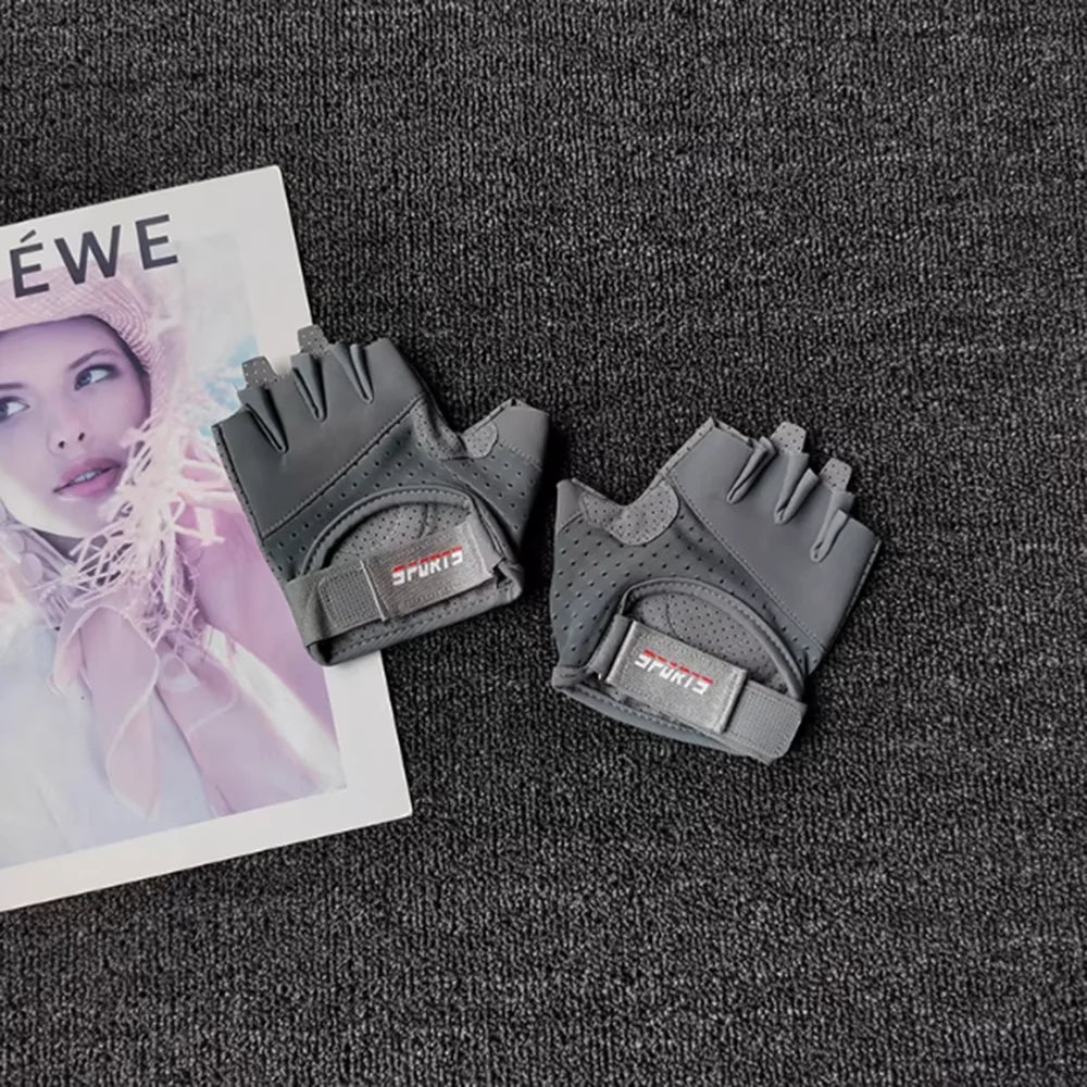 Women's Half-Finger Workout Gloves
