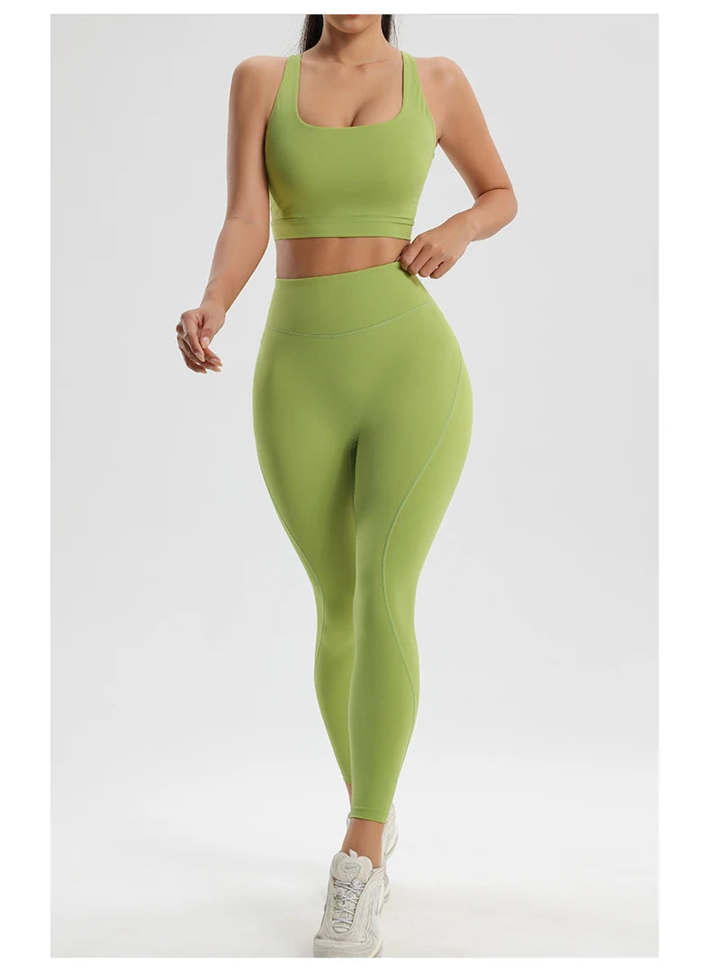 Seamless Sports Bra & Tight Training Pants Set