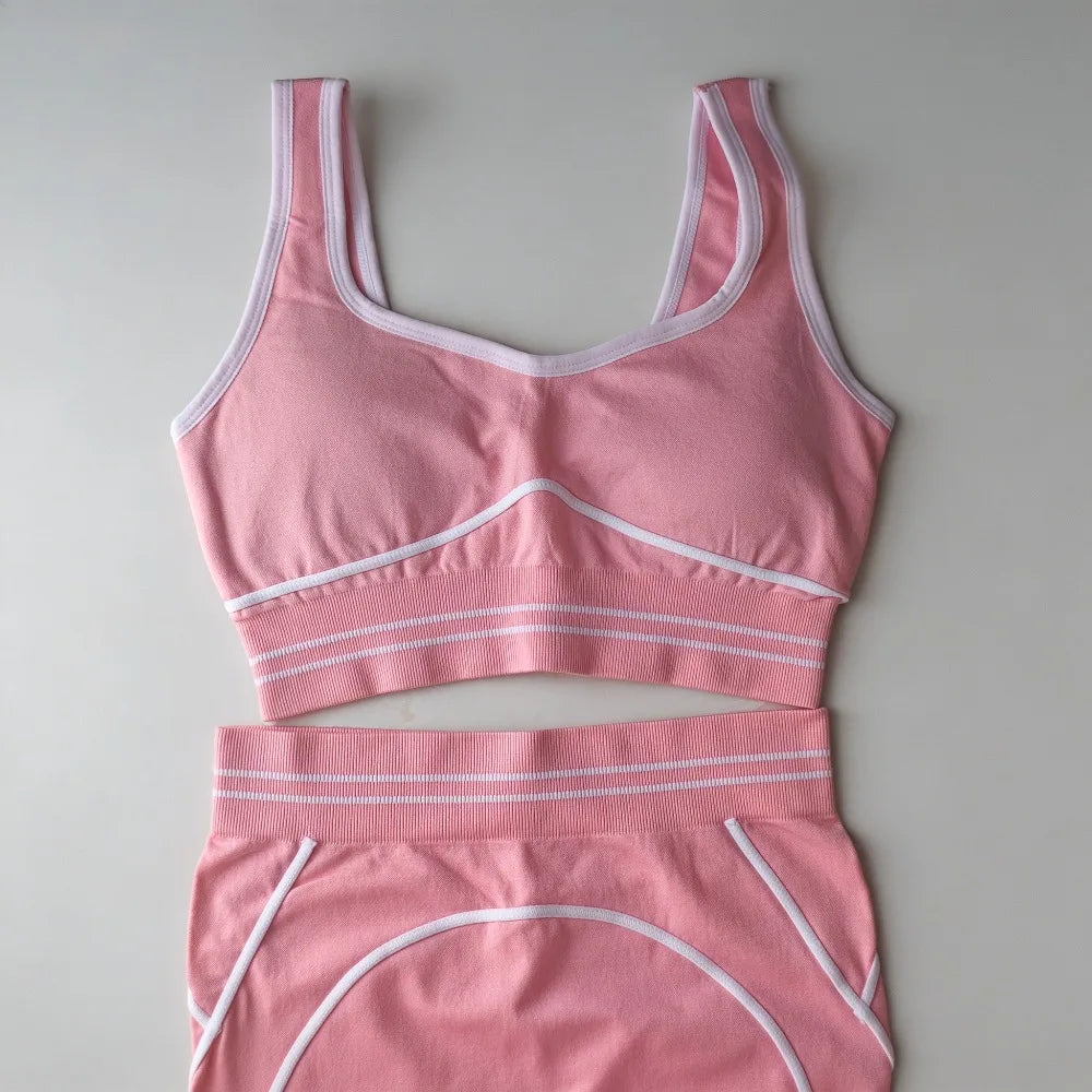 Seamless Performance Set — Sports Bra & High-Waist Leggings
