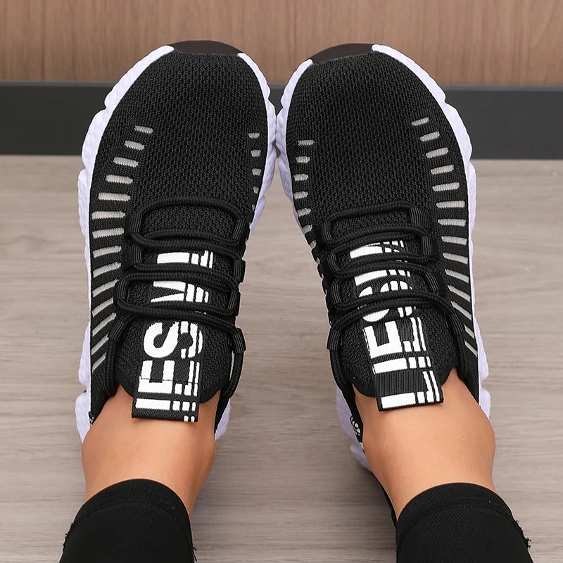 Lightweight Mesh Walking Shoes — Breathable Everyday Sneakers