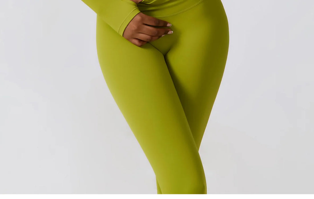 Long-sleeve cutout workout set in black colorway
