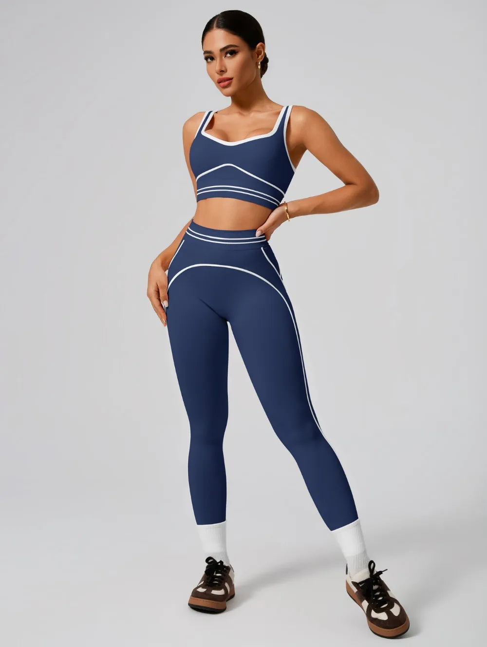 Seamless Performance Set — Sports Bra & High-Waist Leggings