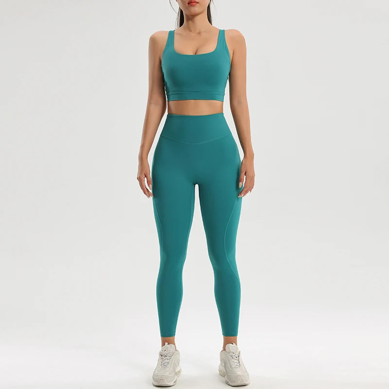 Seamless Sports Bra & Tight Training Pants Set